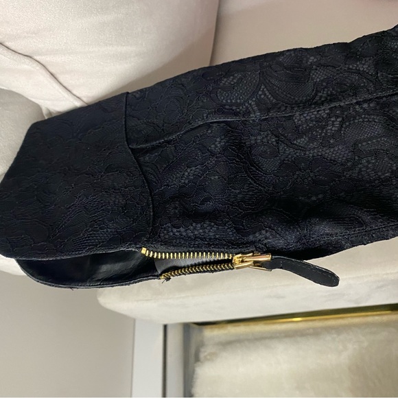 Brand new Guess -lace over the knee heeled boots -7 - Picture 10 of 10